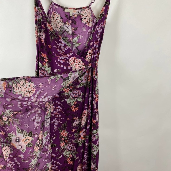 Gianni Bini Dresses Purple Floral Wrap/Tie Midi Dress - Picture 11 of 14